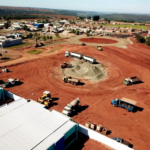 Obra de pavimentação e drenagem de R$ 14,4 milhões avança em ritmo acelerado em Paraíso das Águas