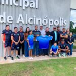 Prefeitura de Alcinópolis fortalece o esporte com entrega de novos uniformes aos atletas