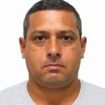 Vídeo: Motorista de 58 anos morre após caminhão bitrem bater em ponte e cair no Rio Verdinho