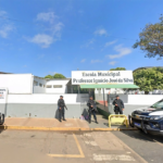 Homem armado invade escola em Paranaiba