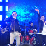 Cantando seus maiores clássicos, show de Gian & Giovani reúne grande público  Chapadão do Sul
